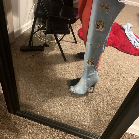 Thigh high jean boots - Picture 7 of 7